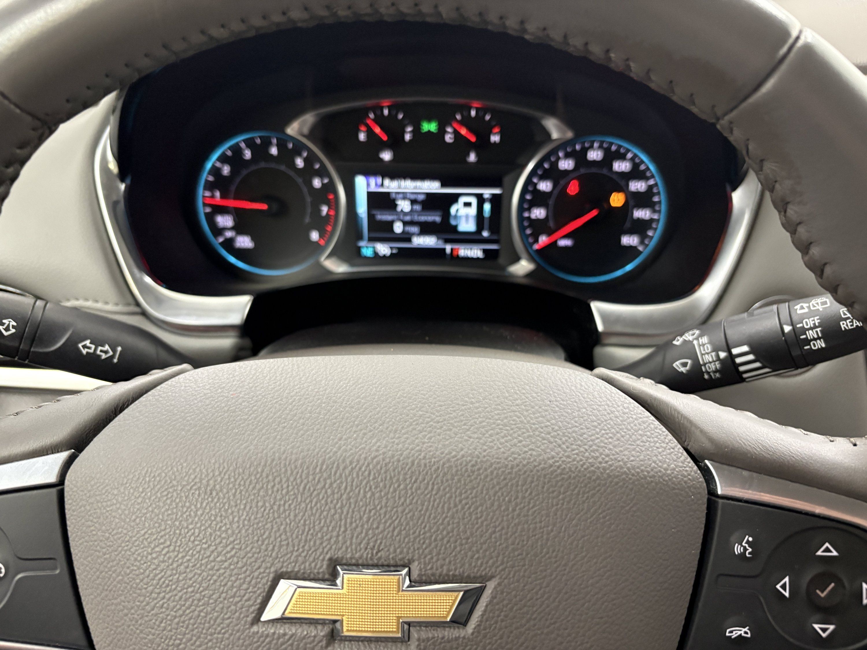 Used 2018 Chevrolet Traverse LT FWD image 31