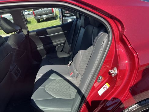 Used 2018 Toyota Camry XSE w/ Four Season Floor Mat Package FWD image 24