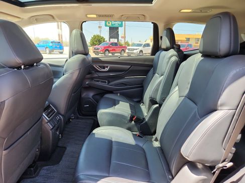 Used 2023 Subaru Ascent Limited w/ Technology Package image 9