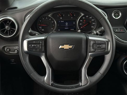 Used 2022 Chevrolet Blazer LT image 12