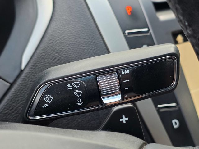 Used 2018 Lincoln MKZ Reserve FWD image 34
