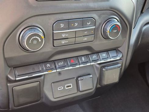 Certified 2021 Chevrolet Silverado 1500 Custom image 22