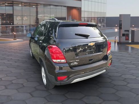Used 2020 Chevrolet Trax LT AWD/4WD image 7