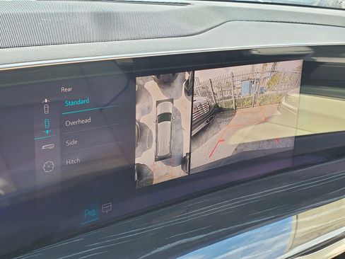 Used 2025 Cadillac Escalade Sport w/ Touring Package image 31