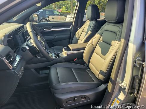 New 2027 GMC Terrain Elevation w/ Elevation Premium Package AWD/4WD image 14
