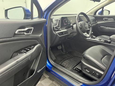 Used 2023 Kia Sportage EX FWD image 16