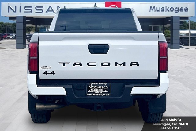 Used 2026 Toyota Tacoma SR5 AWD/4WD image 6