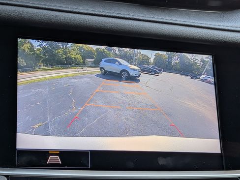 Used 2022 Cadillac XT5 Luxury FWD image 28