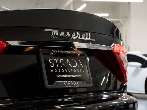 Used 2012 Maserati GranTurismo MC image 16