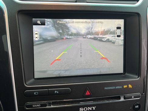 Used 2016 Ford Explorer Sport w/ Equipment Group 401A image 29