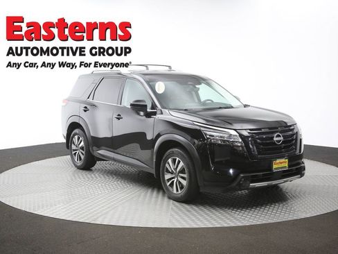 Used 2023 Nissan Pathfinder SL w/ Lighting Package (N92) AWD/4WD image 50