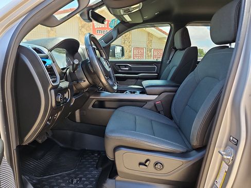 Used 2021 RAM 1500 Big Horn AWD/4WD image 10