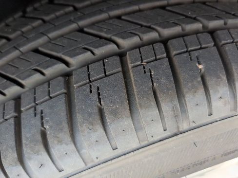 Used 2023 Ford Explorer XLT w/ Equipment Group 202A image 13