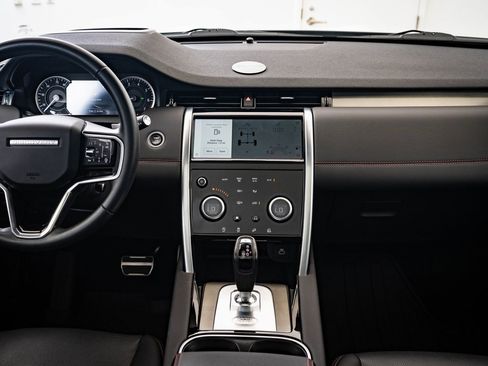Used 2023 Land Rover Discovery Sport SE R-Dynamic image 27