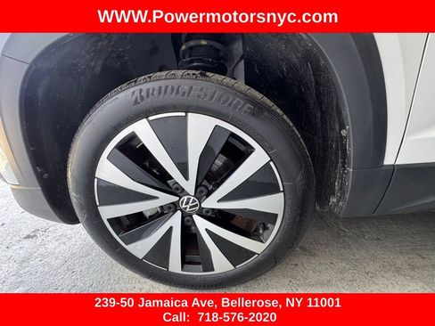 Used 2023 Volkswagen Taos SE FWD image 7