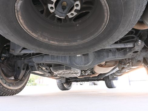 Used 2002 Toyota Sequoia Limited AWD/4WD image 46