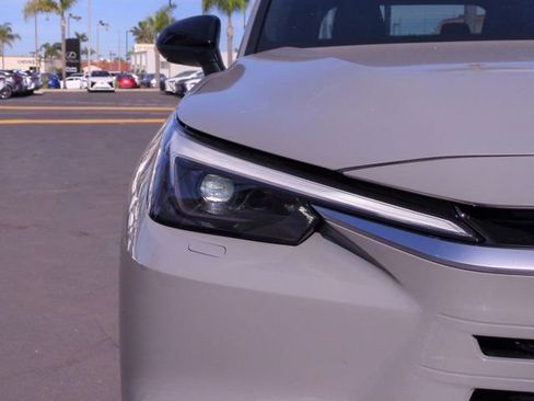 New 2026 Lexus TX 500h 500h F SPORT Performance Premi image 11