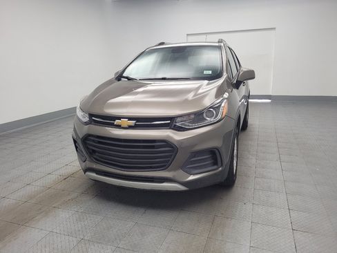Used 2022 Chevrolet Trax LT w/ Driver Confidence Package AWD/4WD image 15
