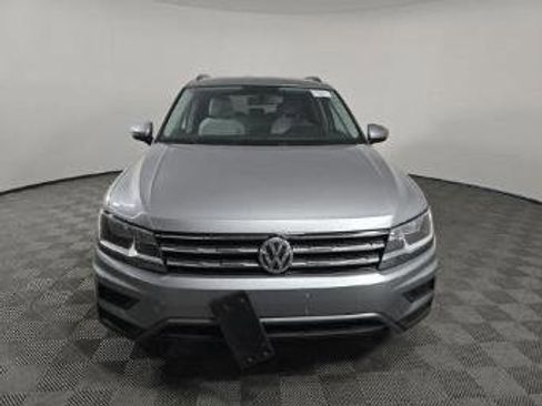 Used 2019 Volkswagen Tiguan S w/ Driver Assistance Package FWD image 22