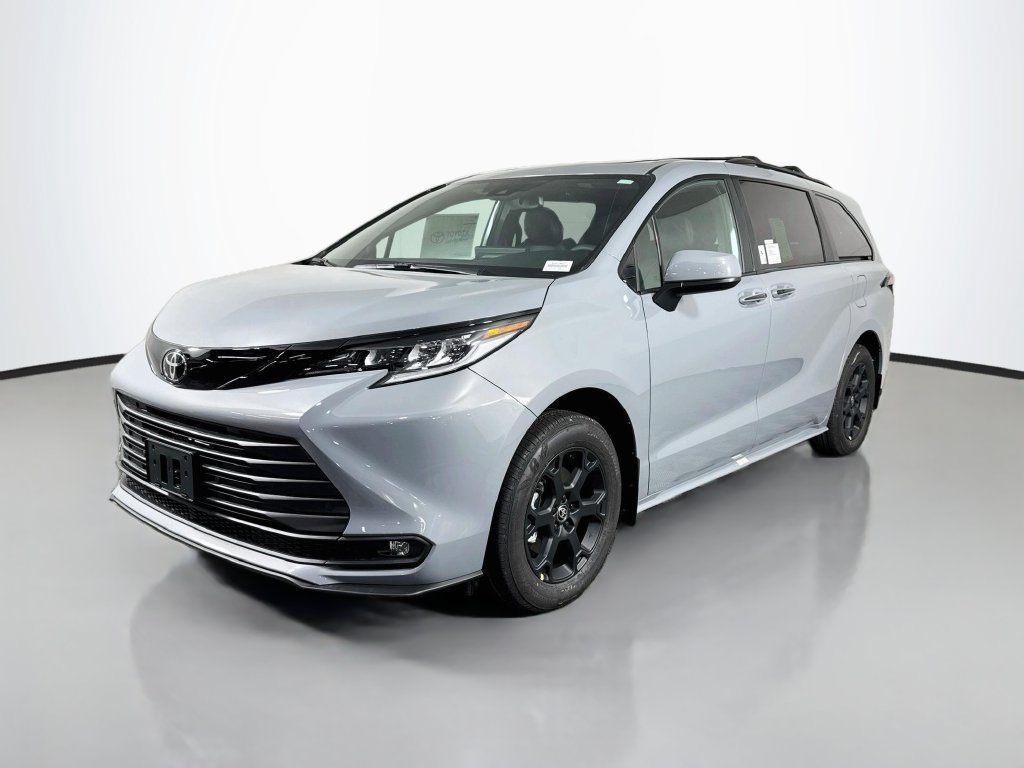 New 2026 Toyota Sienna XLE Woodland Edition AWD/4WD image 2