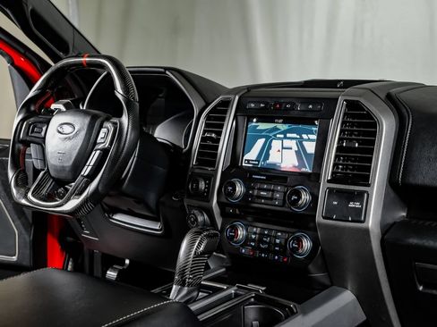 Used 2018 Ford F150 Raptor w/ Equipment Group 802A Luxury AWD/4WD image 23