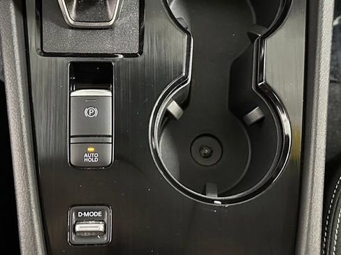 Used 2025 Nissan Rogue SV FWD image 18