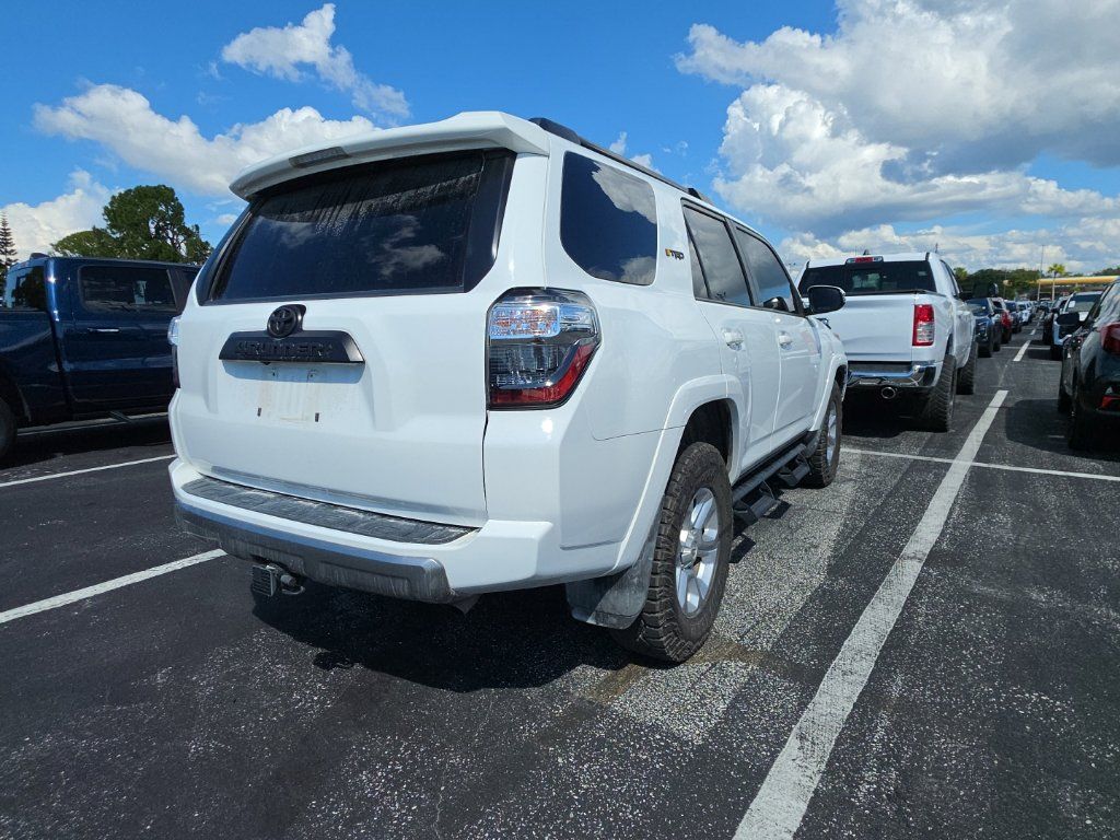 Used 2020 Toyota 4Runner TRD Off-Road Premium w/ TRD Performance Package AWD/4WD image 15