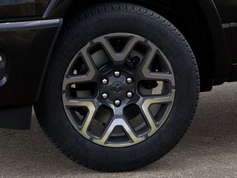 New 2025 RAM 1500 Laramie AWD/4WD image 39