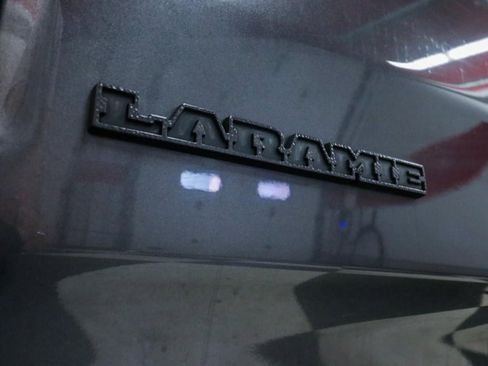 Used 2022 RAM 1500 Laramie AWD/4WD image 39