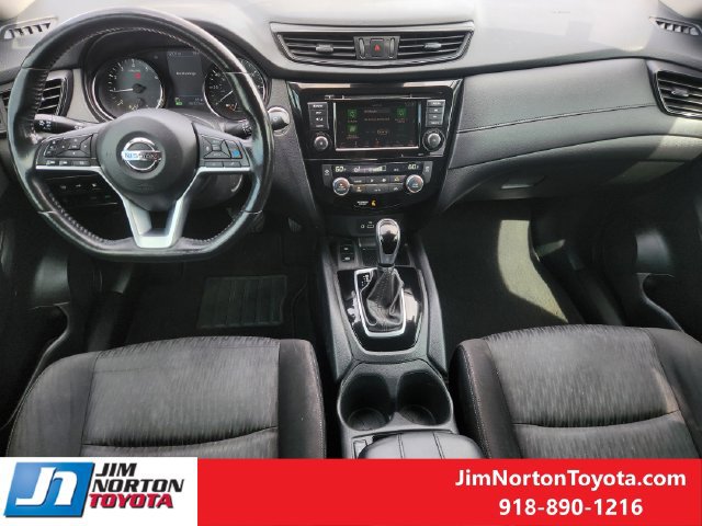 Used 2019 Nissan Rogue SV w/ Sun & Sound Touring Package FWD image 26