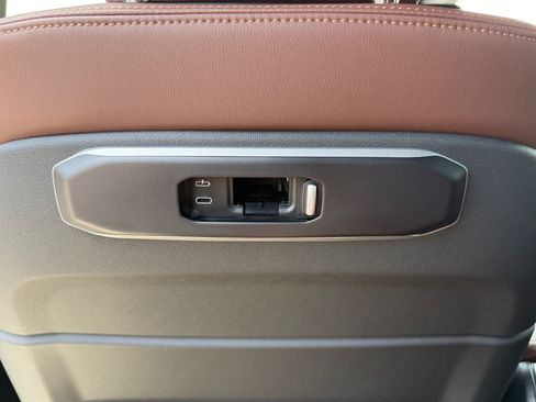 New 2026 BMW X5 xDrive40i AWD/4WD image 18