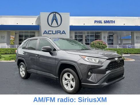 Used 2021 Toyota RAV4 XLE AWD/4WD image 3