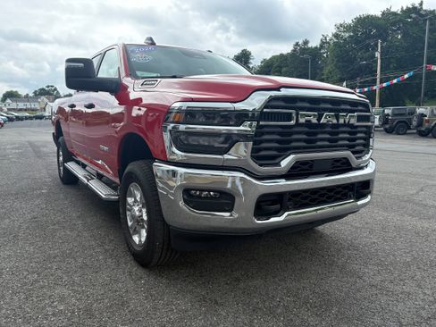 Certified 2026 RAM 2500 Big Horn AWD/4WD image 5