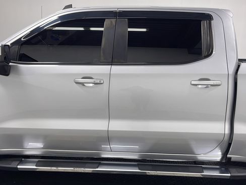 Used 2019 Chevrolet Silverado 1500 LT w/ True North Edition AWD/4WD image 12