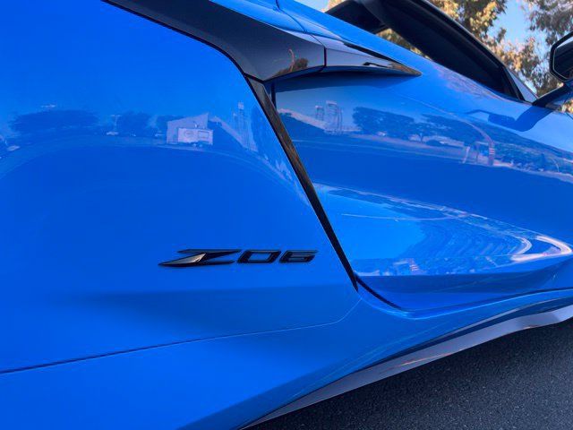 Used 2025 Chevrolet Corvette Z06 RWD image 8
