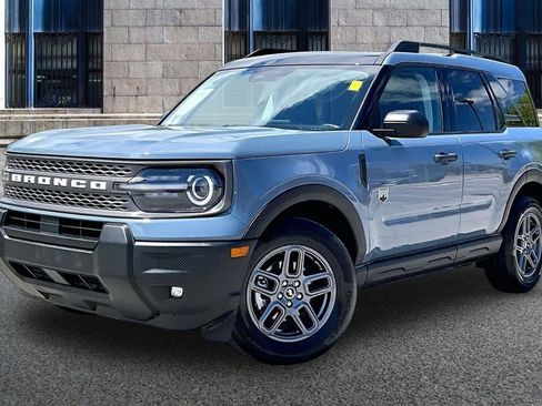 Used 2025 Ford Bronco Sport Big Bend w/ Convenience Package AWD/4WD image 2