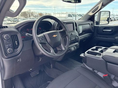 Used 2025 Chevrolet Silverado 2500 W/T w/ WT/CX Safety Package image 16