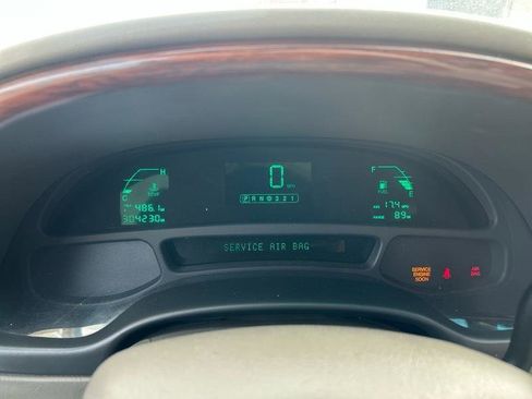 Used 2000 Cadillac De Ville w/ Comfort/Convenience Pkg image 9