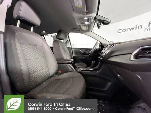 Used 2020 Chevrolet Equinox LT AWD/4WD image 17