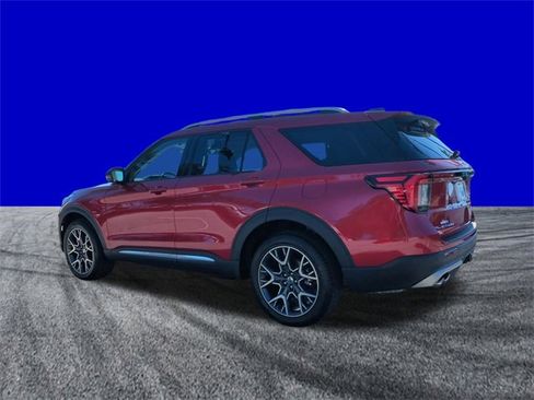 Certified 2025 Ford Explorer Platinum w/ Ultimate Package image 6