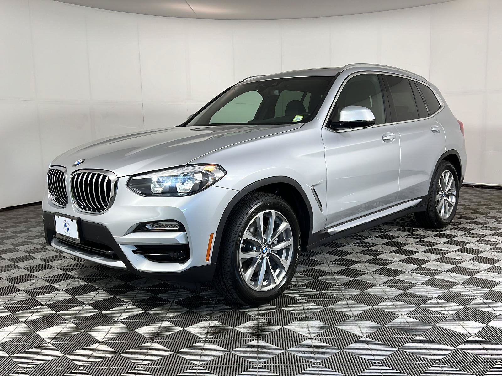 Used 2019 BMW X3 xDrive30i w/ Driving Assistance Package AWD/4WD image 12