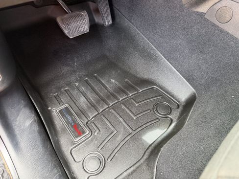 Used 2022 Jeep Gladiator Sport AWD/4WD image 36