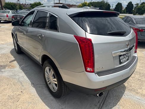 Used 2015 Cadillac SRX Luxury FWD image 3