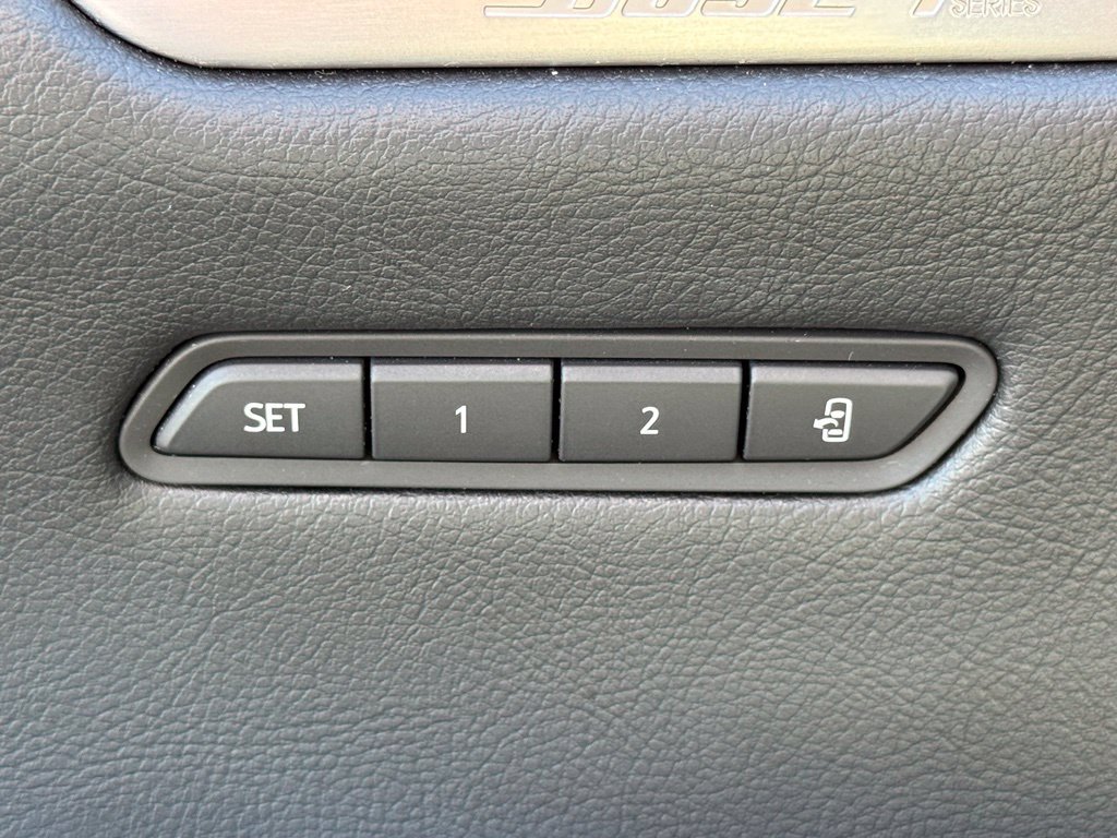 Certified 2025 Cadillac XT5 Premium Luxury FWD image 18