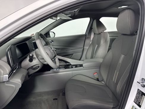 New 2026 Hyundai Elantra SEL Sport Premium FWD image 10