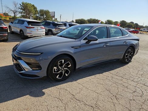 Used 2024 Hyundai Sonata SEL FWD image 5