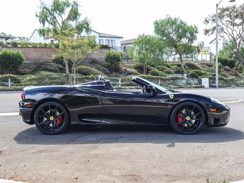 Used 2004 Ferrari 360 Spider image 8