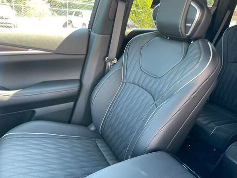 Certified 2026 INFINITI QX60 Autograph w/ Dark Cargo Package AWD/4WD image 18