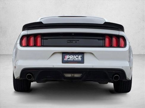 Used 2015 Ford Mustang GT RWD image 6