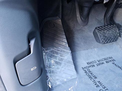 Used 2019 Audi Q8 Premium Plus w/ Premium Plus image 30